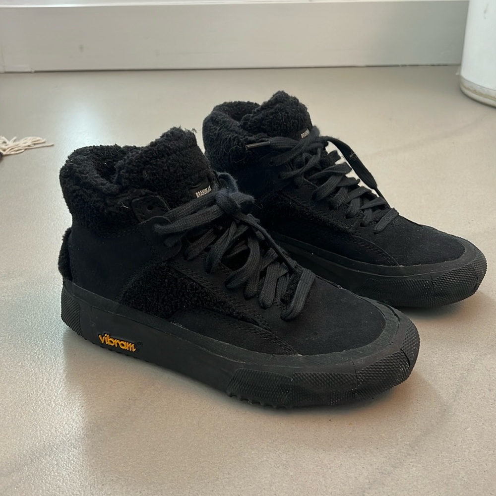 Women's Brandblack Capo Faux Shearling, Vibram High-Top Sneakers